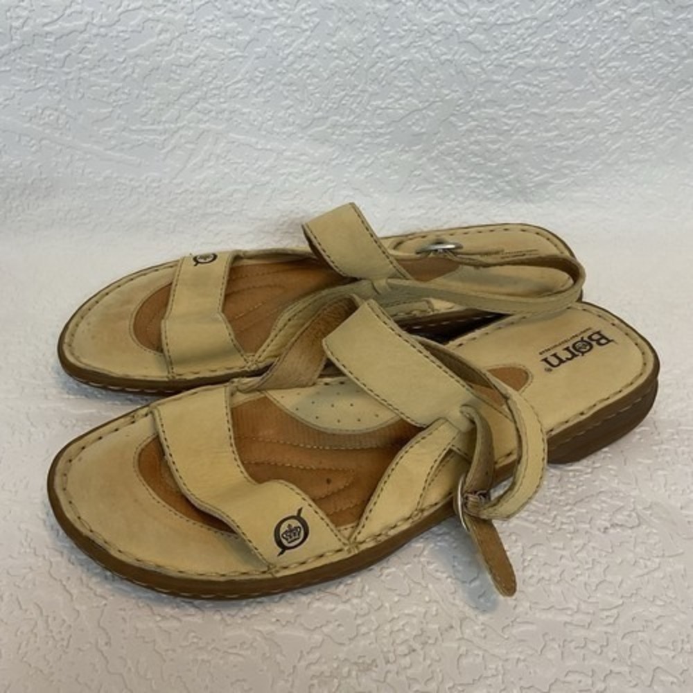 Born Tan Strappy Gladiator Open Toe Comfort Flats Sandals Women 8M China Leather
